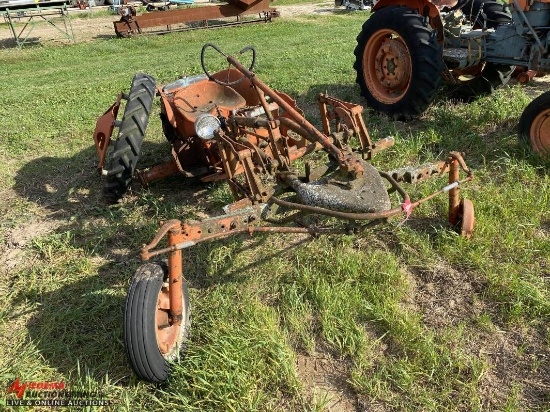 ALLIS CHALMER G TRACTOR, FOR PARTS - NOT COMPLETE