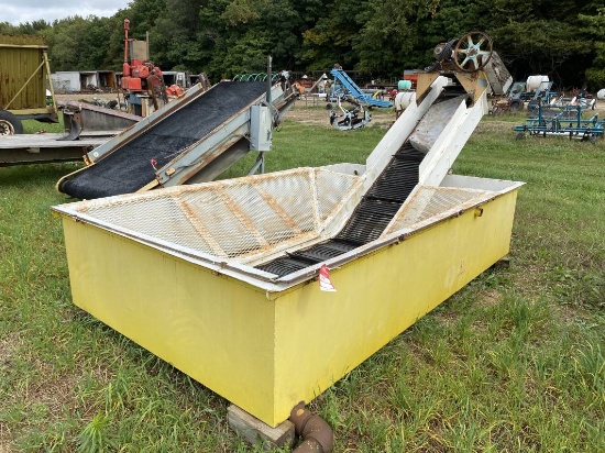 PRE SOAK TANK, WITH 24'' X 16' CHAIN CONVEYOR, TANK IS 7-1/2' X 12', 220 VOLT
