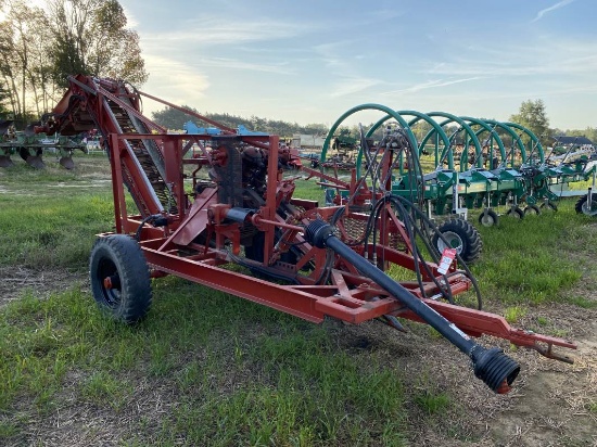 FMC HARVESTER, 1-ROW, CARROTT