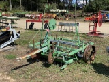 HOGBACK PRODUCE BED SHAPER/PLASTIC LAYER