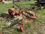 ALLIS CHALMERS G TRACTOR, FOR PARTS - NOT COMPLETE