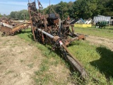 ACOTUINER 2-ROW CARROT HARVESTER FOR PARTS OR REPAIR, WITH ELEVATOR & WHEELS