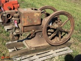 MCCORMICK DEERING NO.W4086 6-HP HIT & MISS ENGINE, ENGINE IS STUCK