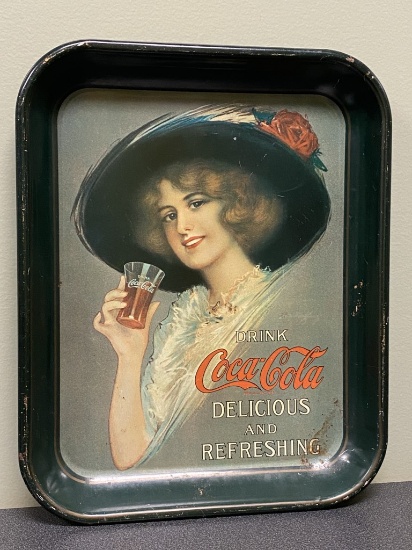 Coca-Cola tray, 1913 Hamilton King Girl, 10-1/2'' x 13-1/2''