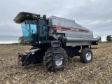 1992 GLEANER R42 COMBINE, DEUTZ-ALLIS DIESEL, 4WD, HEAT/AC, RADIO, REAR SPREADER, 1-OWNER, 3798 ENGI