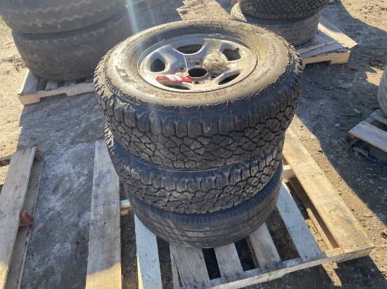 245/75R16 TIRES ON RIMS [3]