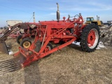 INTERNATIONAL FARMALL M TRACTOR WITH LOADER/MANURE BUCKET, GAS, NARROW FRONT, 3PT, NO TOP LINK, PTO,
