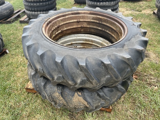 BF GOODRICH 15.5-38 TIRES ON RIMS [2]