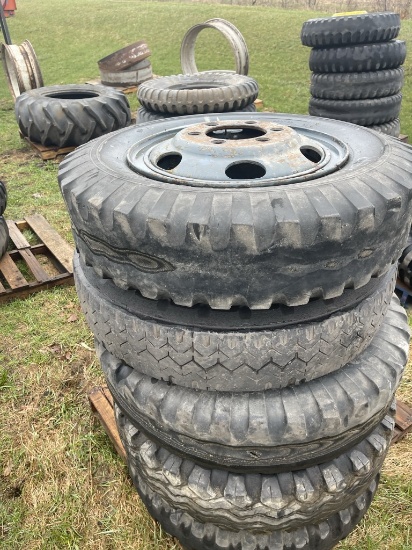 9.00-20 TIRES ON 6-BOLT RIMS [5]