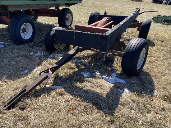 HYDRAULIC DUMP WAGON ON UNVERFERTH GEAR, 11' X 92'' X 14'' SIDES, 11L-15SL TIRES (ONE FLAT TIRE)