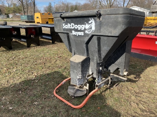 SALTDOGG TAILGATE/REESE HITCH SALT SPREADER, 12 VOLT, POLY BIN, 10.0 CUBIC FOOT CAPACITY, WIRING & C