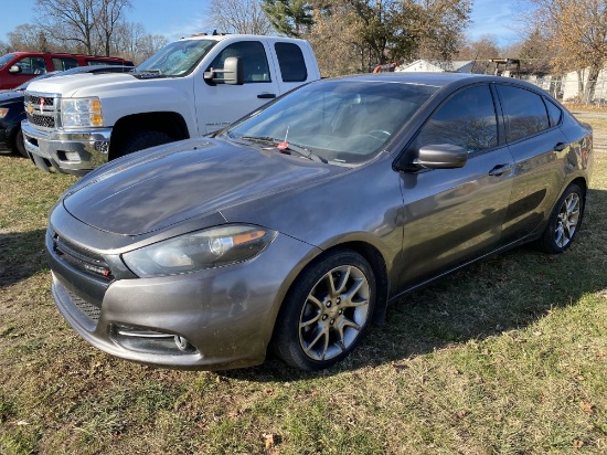 2015 DODGE DART 4-DOOR, 2.4L GAS ENGINE, AUTO TRANS, CLOTH, AM/FM, PW, PL, PM, INFO SCREEN IS CRACKE