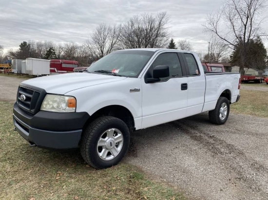 2008 FORD F150 EXTENDED CAB PICKUP, 5.4L GAS ENGINE, AUTO TRANS, 4X4, AM/FM-RADIO, 304,274 MILES SHO