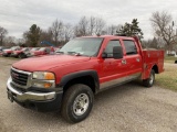 2006 GMC 2500 SIERRA 4-DOOR UTILITY TRUCK, 6.6L DIESEL, AUTO TRANS, 4X4, LEATHER, PW, PL, PM, AM/FM-