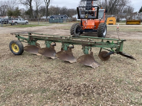JOHN DEERE 145 4-BOTTOM PLOW, 3PT