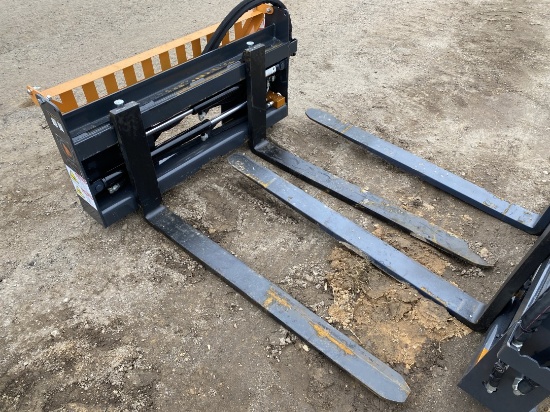 NEW WOLVERINE PALLET FORK, HYDRAULIC ADJUSTABLE, MODEL PFA-11-3300G, 3500 LBS FORK RATING, 48'' LONG