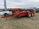 NEW HOLLAND 195 TANDEM AXLE MANURE SPREADER, CHAINS ARE OFF, S/N: Y6B100209