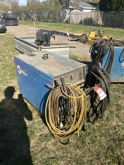 MILLER GOLDSTAR 452 STICK WELDER, 3-PHASE