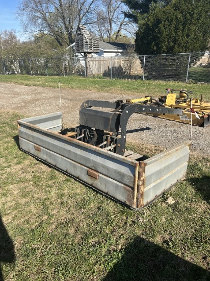 BACK BLADE WITH SWING ARMS