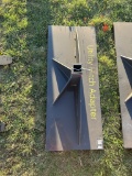 NEW LAND HONOR UTILITY HITCH ADAPTER, 2'' RECEIVER, 3000 LB CAPACITY, SKID STEER QUICK  ATTACHMENT