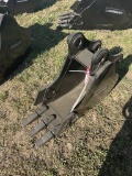 UNUSED LAND HERO HEAVY DUTY BUCKET, 12''