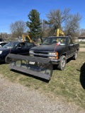 1996 CHEVY 1500 REGULAR CAB PICKUP, 5.7L V8 GAS ENGINE, AUTO TRANS, 4X4, CLOTH, PW/L/M, 7'6'' SNOWAY