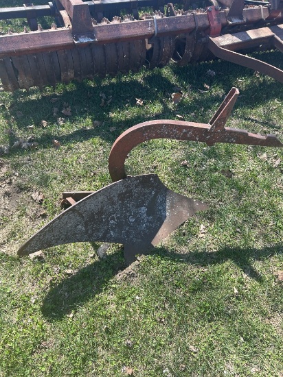 1X BOTTOM PLOW
