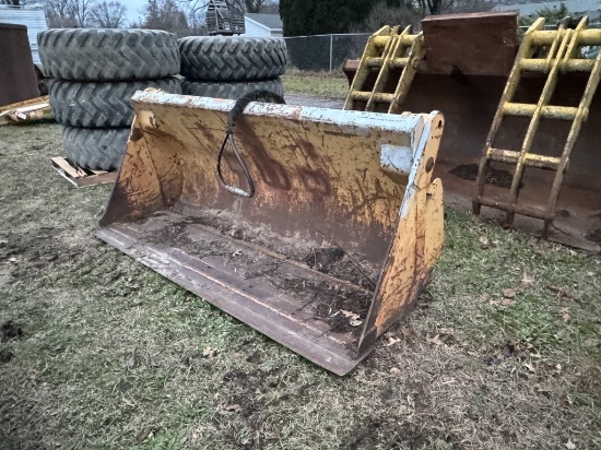 4 IN 1 LOADER BUCKET, 72'' BUCKET, CAME OFF HYUNDAI 730-3 LOADER