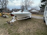 1996 SEA RAY 175 FIBERGLASS BOAT, 18', 3.0 MERCURY INBOARD ENGINE, FLOOR IS BARE WOOD, NON-RUNNING, 