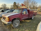 1995 GMC 1500 SIERRA REGULAR CAB SERVICE TRUCK, V8 GAS ENGINE, AUTO TRANS, 4WD, FIBERGLASS SERVICE B