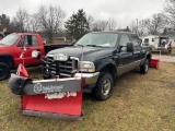 2004 FORD F250 CREW CAB PICKUP TRUCK, 6.0L DIESEL ENGINE, AUTO TRANS, 4X4, 8'2'' BOSS DXT FRONT V-PL