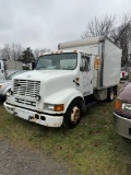 1995 IH 4000 SINGLE AXLE BOX TRUCK, 7.3L DIESEL ENGINE, AUTO TRANS, REEFER, 11' BOX, 131,751 MILES S