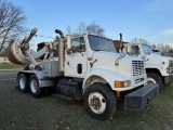 1995 IH 8000 TANDEM AXLE TRUCK, MOUNTED TREE SPADE, 3176 CAT DIESEL ENGINE, IH 9-SPEED TRANS, 52,000