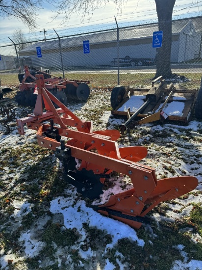 NEW FIELD KING 3-BOTTOM PLOW, 3PT, S/N: D040029790