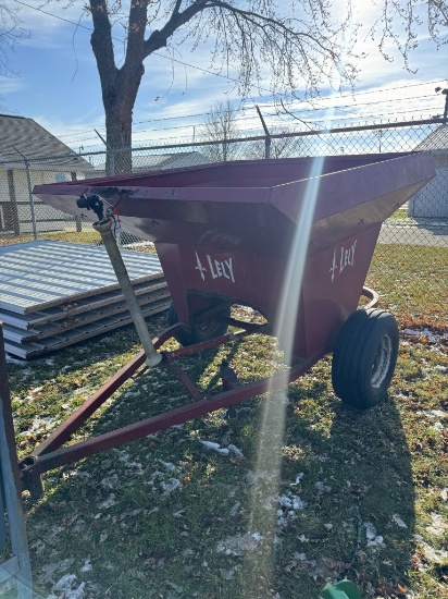 LELY FERTILIZER SPREADER