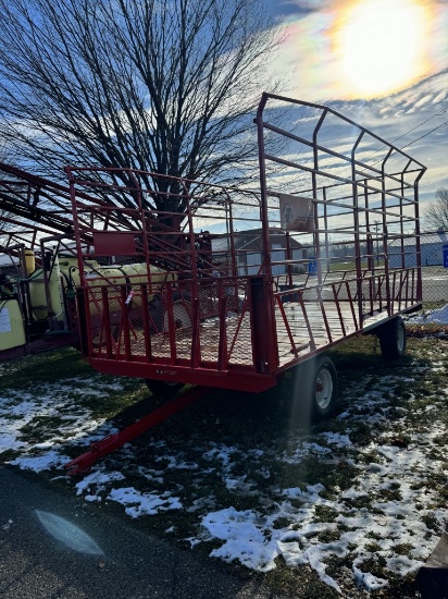 NEW 2022 EZ TRAIL 918 HAY BALE THROW WAGON, 9' X 18', EZ TRAIL 890 RUNNING GEAR, LEFT AND RIGHT UNLO