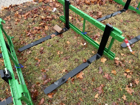NEW JOHN DEERE PALLET FORKS FOR LOADER TRACTOR, 36'' FORKS