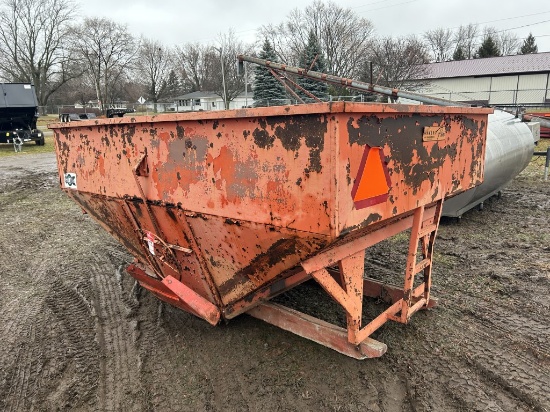 FARMERS PRIDE GRAVITY BOX, SIDE DISCHARGE