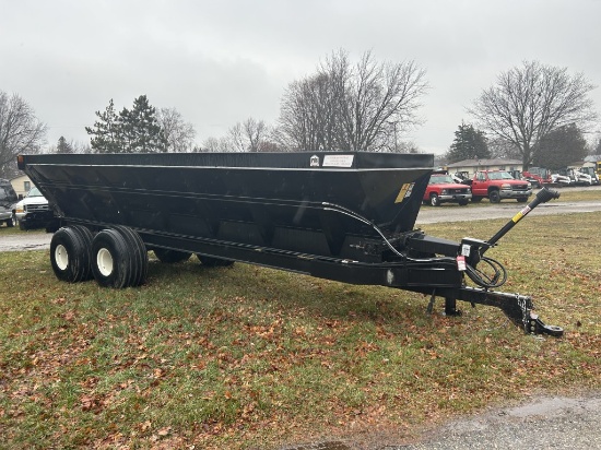 CHANDLER FERTILIZER/LIME SPREADER, TANDEM AXLE, 21.5L-16.1 TIRES, HYDRAULIC REAR GATE, S/N: 29448