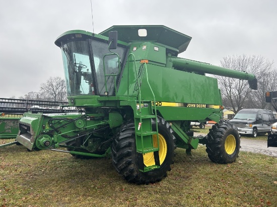 1996 JOHN DEERE 9400 COMBINE, 4X4, AC WORKS, BIN EXTENSIONS, SELLER HAS DONE SEVERAL UPDATES, AGGRES