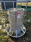 STAINLESS HOG FEEDER
