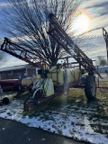 HARDI NAVIGATOR 1000 SPRAYER, HYDRAULIC FOLD, 90' BOOM, 1000-GALLON TANK WITH BOOM CONTROLS (RAVEN C