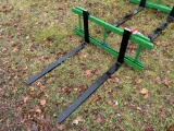 NEW JOHN DEERE LOADER FORK ATTACHMENT, 42'' FORKS