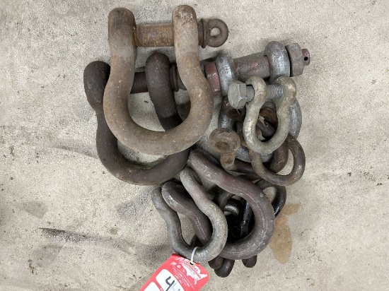 ASSORTED CLEVISES