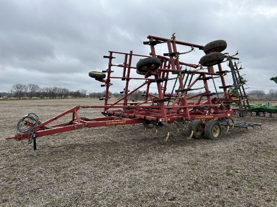 SUNFLOWER 5035-30 CULTIVATOR