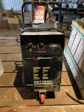 SCHUMACHER SE6030 BATTERY CHARGER, 6 & 12 VOLT BATTERIES