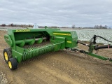 JOHN DEERE 348T SQUARE BALER