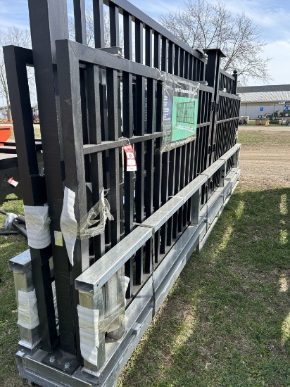 STEELMAN 10' FARM METAL GATE, 7' HIGH ON THE ENDS
