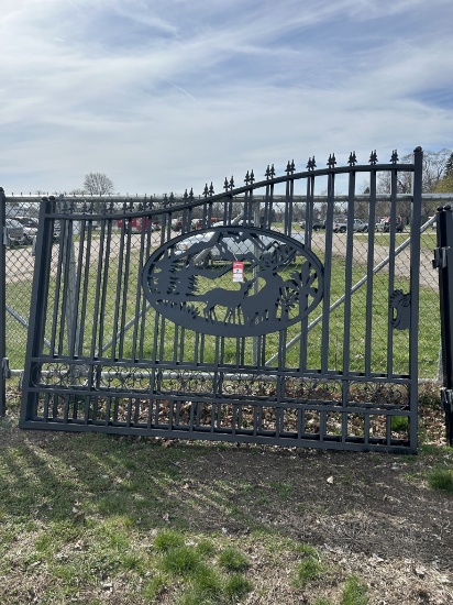 NEW GREAT BEAR BI-PARTING IRON GATE WITH DEER ART IN THE MIDDLE, 20'