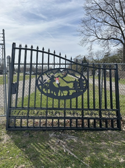 NEW GREAT BEAR BI-PARTING IRON GATE WITH DEER ART IN THE MIDDLE, 20'